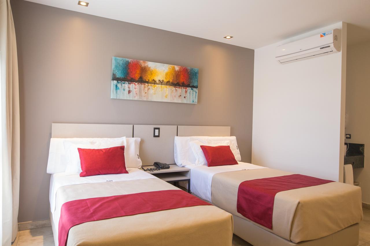 Boer Hotel By Kube Dean Funes Ngoại thất bức ảnh