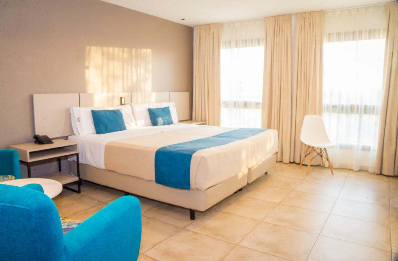 Boer Hotel By Kube Dean Funes Ngoại thất bức ảnh
