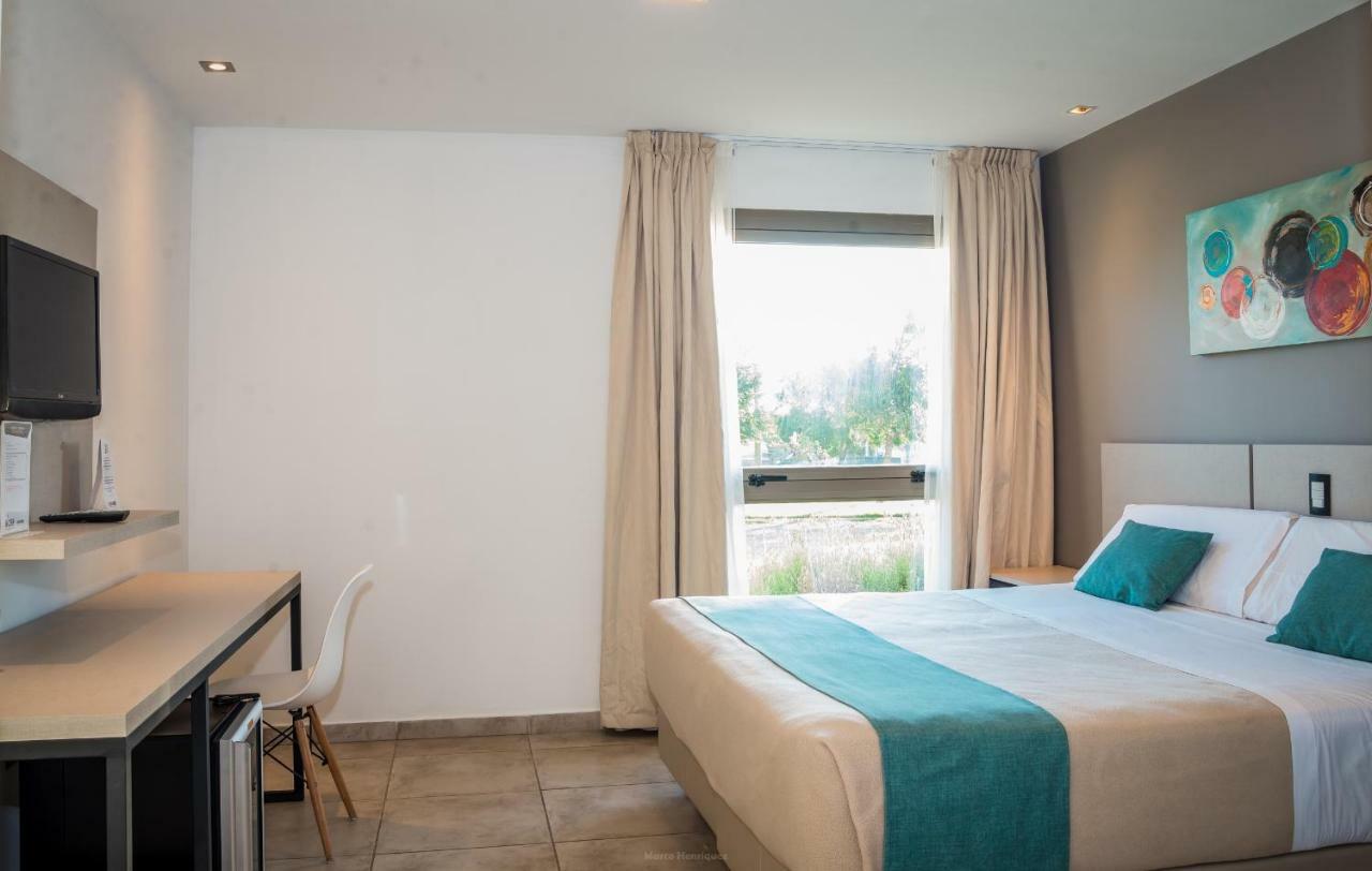 Boer Hotel By Kube Dean Funes Ngoại thất bức ảnh